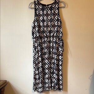 Geometric Black and White Sleeveless Dress